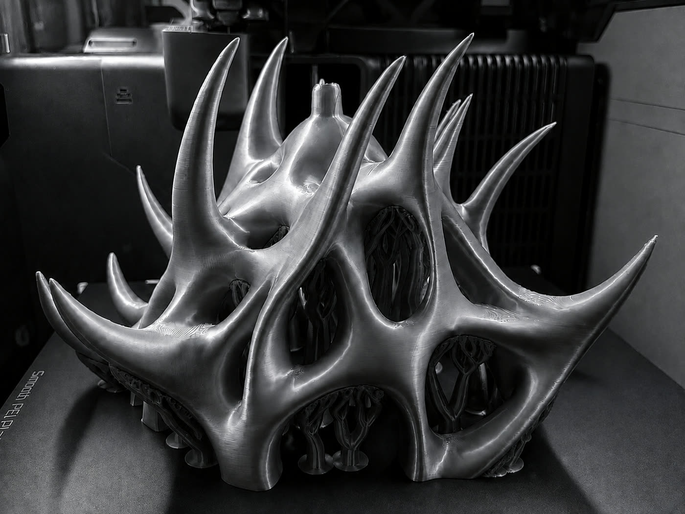 The form is built over many hours, layer by layer.